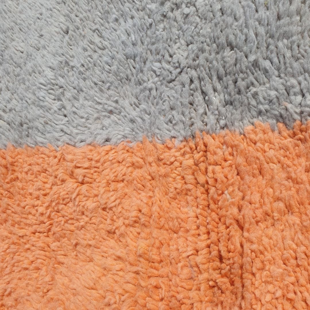 Hanily | Moroccan Beni rug 6x9 Ultra Soft | White Orange Blue Peach Beni Ouarain | 9'38x6'80 Ft | 286x207 cm - OunizZ