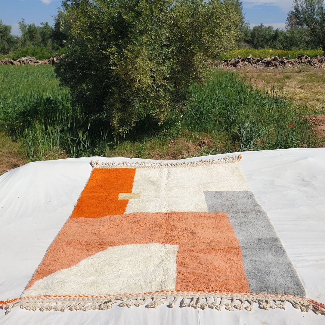 Hanily | Moroccan Beni rug 6x9 Ultra Soft | White Orange Blue Peach Beni Ouarain | 9'38x6'80 Ft | 286x207 cm - OunizZ