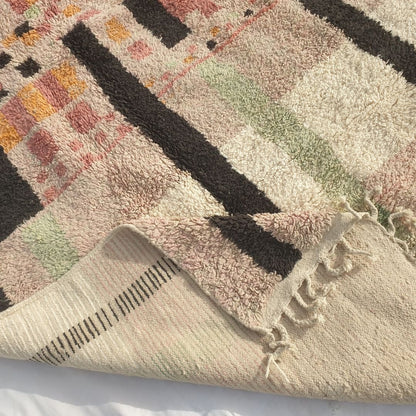 Hmana - Handmade Boujad Rug 9x13 ft – Pastel Pink Beige Black Abstract Geometric Moroccan Wool Carpet | 9'6"x13'9" Ft | 290x421 cm - OunizZ