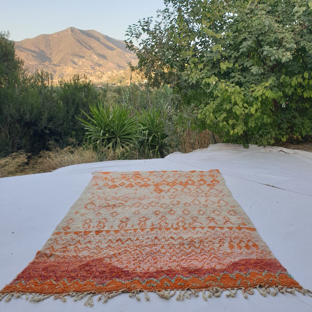 Kanali - Orange Moroccan Rug 6x10 Berber Boujad Handmade | 6'26x10'23 Ft | 191x312 cm - OunizZ