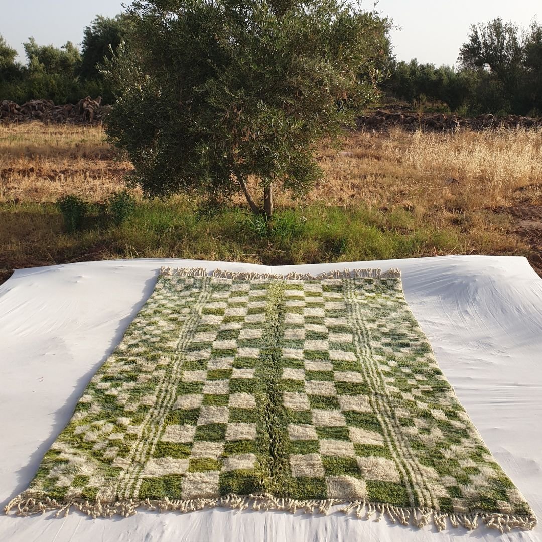 Mouassine | Checkered Olive Green Moroccan Rug 7x9 Beni Ourain Ultra Soft | Authentic Berber wool Beni Rug | 7'05x9'78 Ft | 215x298 cm - OunizZ