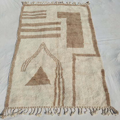 Nimla | Moroccan Beni rug White & Beige 6x10 | Ultra Soft Beni Ouarain | 10x6'76 Ft | 305x205 cm - OunizZ