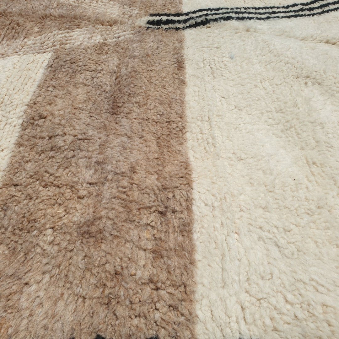 Nimlat | White & Beige Moroccan rug 6x9 Authentic Ultra Soft Beni Ourain | 6'76x9'74 Ft | 206x297 cm - OunizZ