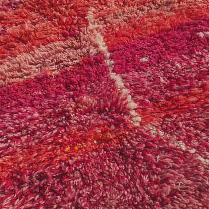 Mabia | RAGN MOROCAN ROUGE OFFICALE 9X13 | Authentique tapis de salon berber à la main authentique | 9'65x13'32 ft | 294x406 cm