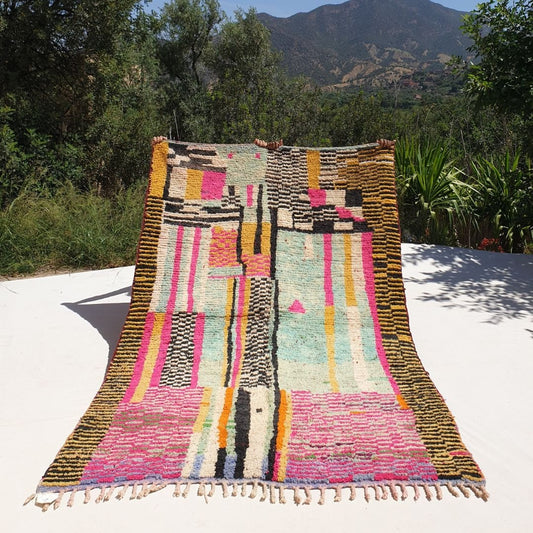 Safria - Vintage Boujad Moroccan Rug 5x8 | Authentic Berber Living room & Bedroom Rug | 5'34x8'37 Ft | 163x255 cm - OunizZ