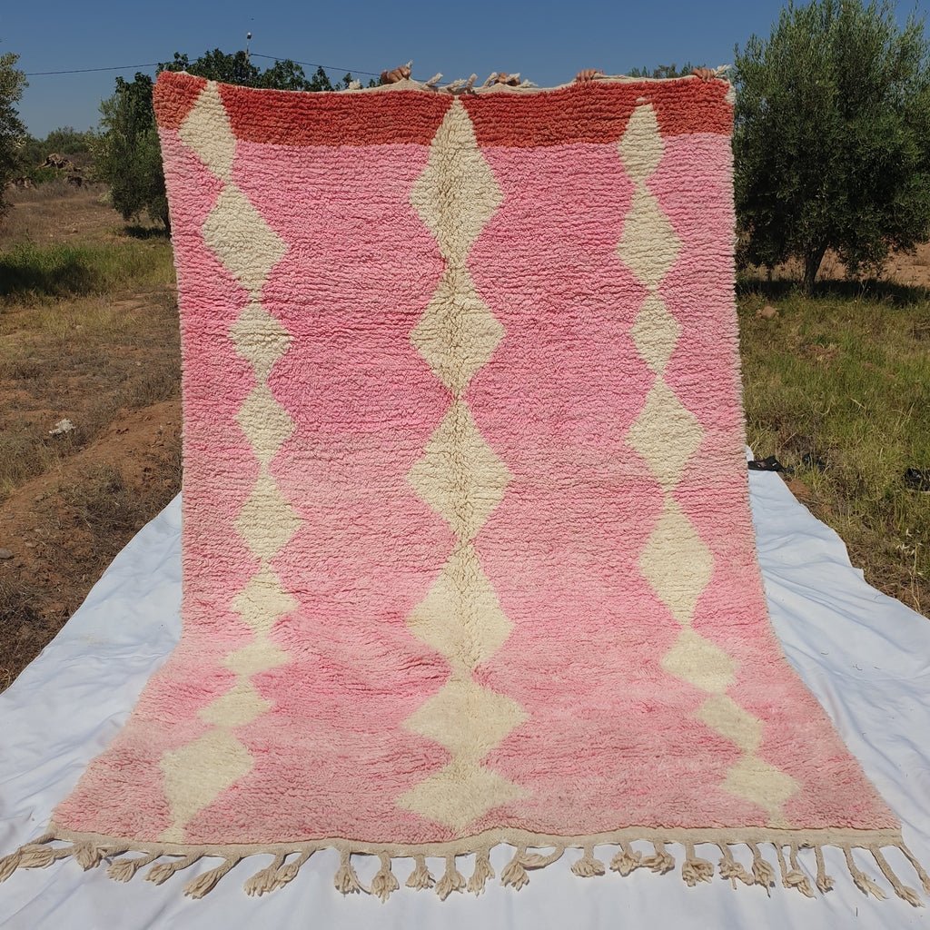 Customized Moroccan Rug Pink Boujaad | 70”x50” in | SIASSIF | 100% wool handmade - OunizZ