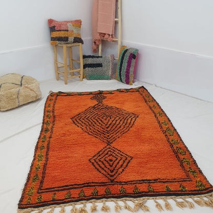 KAWHA Moroccan Boujaad Orange Rug | 7'9x4'7 Ft | 2,40x1,44 m | 100% wool handmade - OunizZ