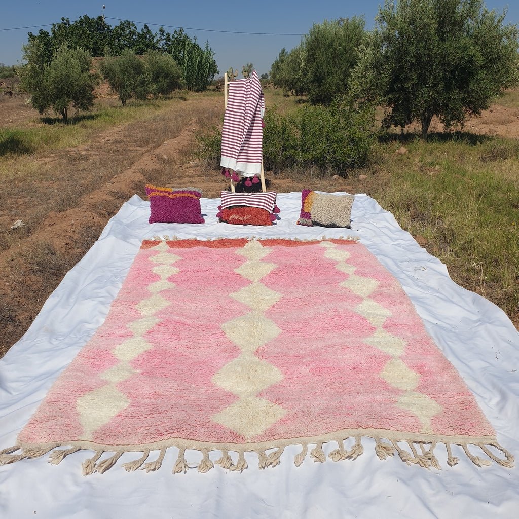 Moroccan Rug Pink Boujaad | 9'8x6'5 Ft | 3x2 m | SIASSIF | 100% wool handmade - OunizZ